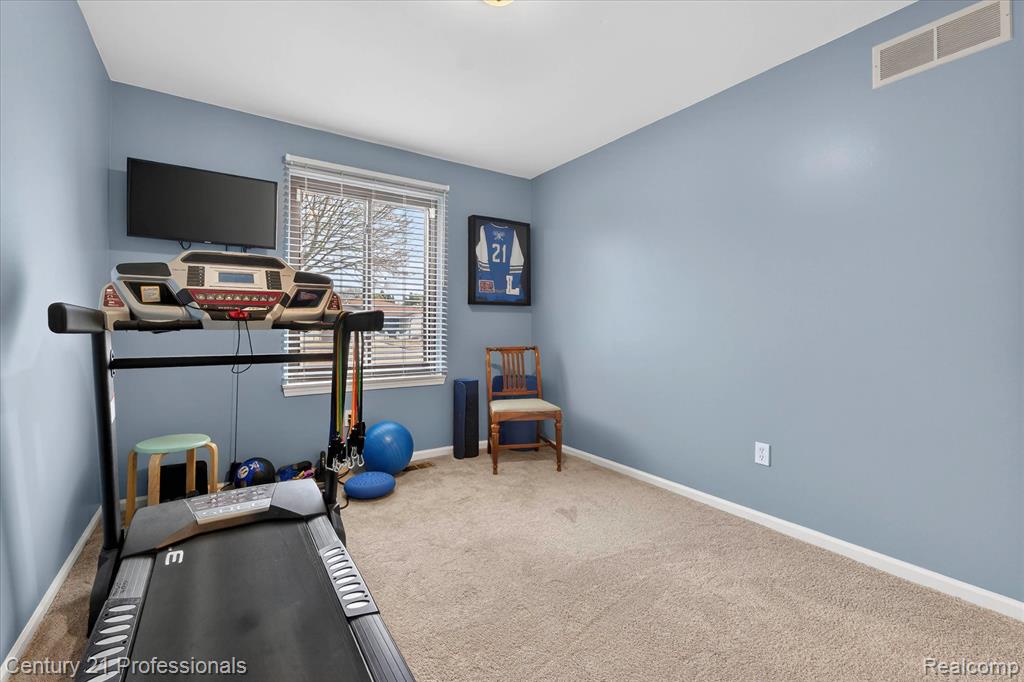 40365 La Grange Drive, Sterling Heights, MI 48313 — Photo 25