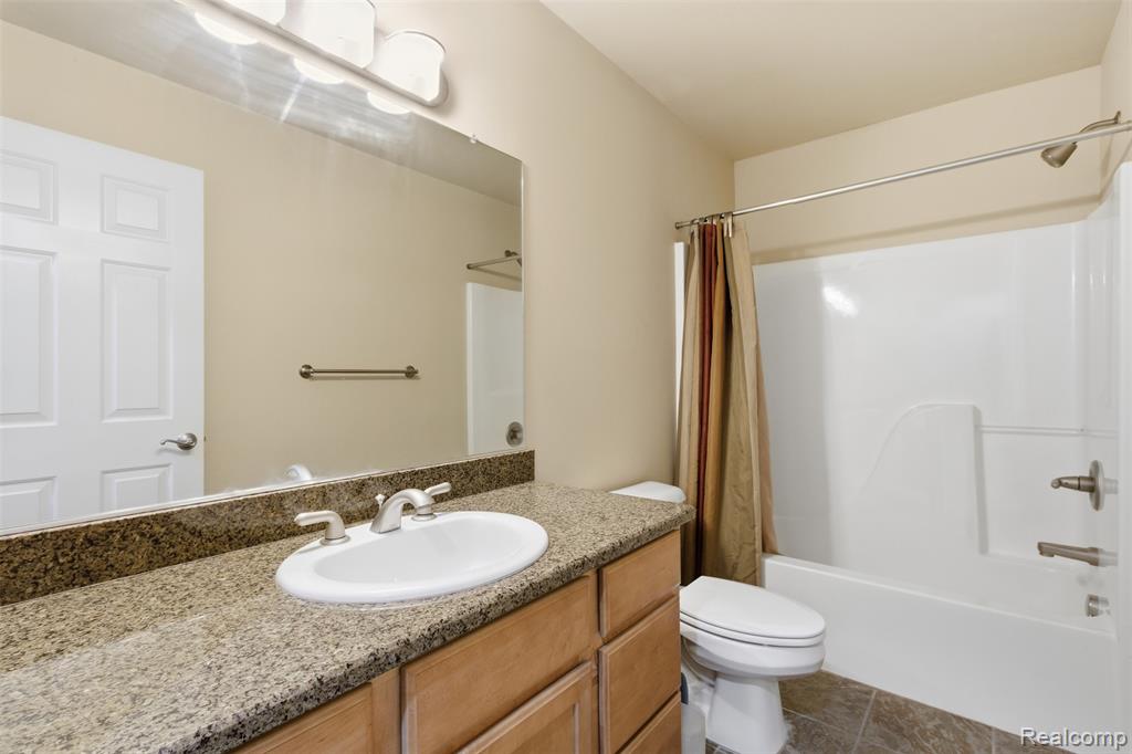 7767 W Branch Court, Ypsilanti, MI 48197 — Photo 33