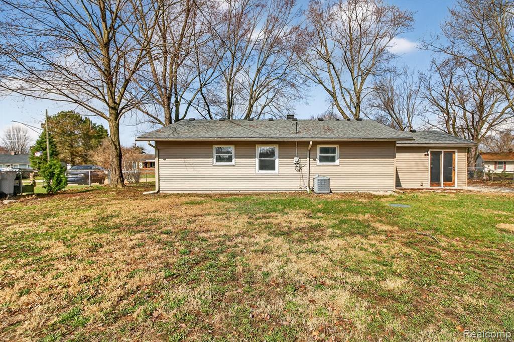 6337 Richalle Street, Brighton, MI 48116 — Photo 37