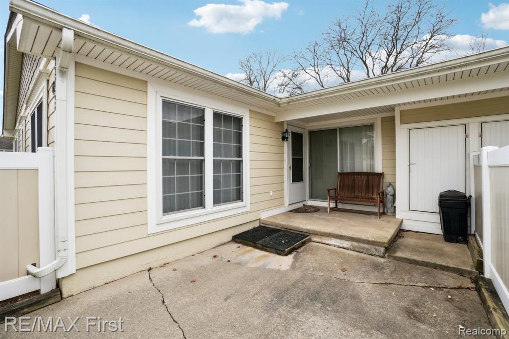 22768 RENFORD Street, Novi, MI — Photo 26