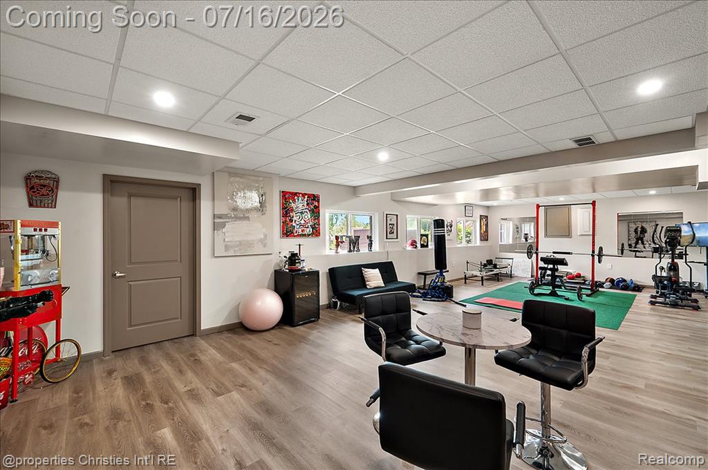 50026 Alden, Canton, MI 48188 — Photo 41