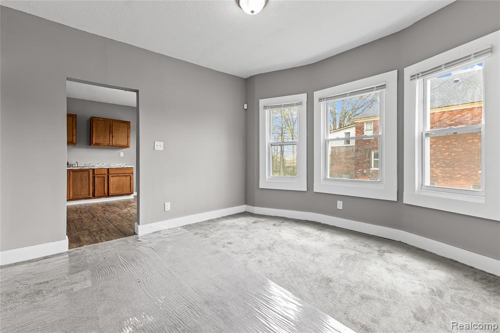 3010 Montclair Street, Detroit, MI 48214 — Photo 22