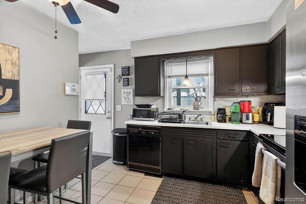 247 S Wallace Boulevard, Ypsilanti, MI 48197 — Photo 14