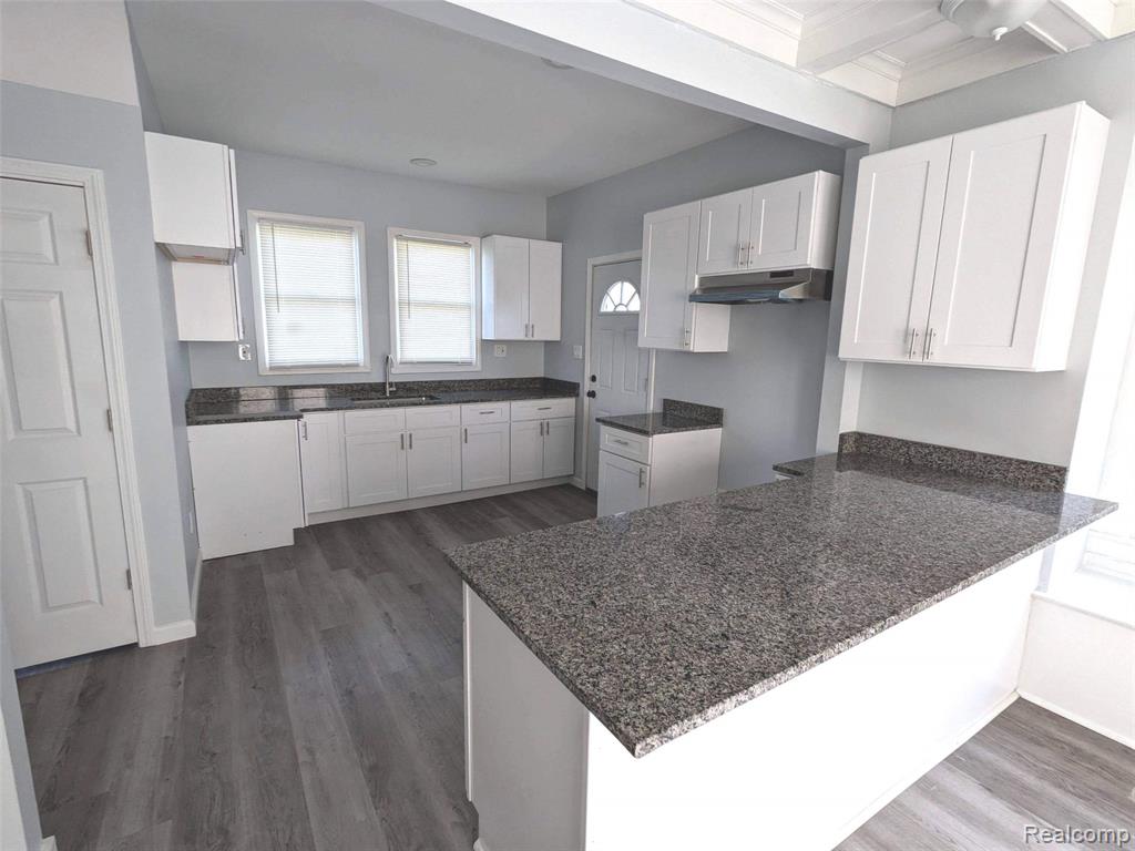 534 Trowbridge Street, Detroit, MI 48202 — Photo 2