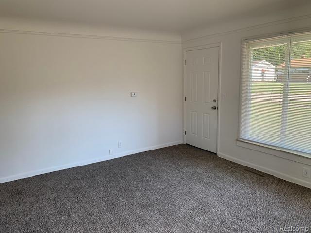 5709 Suburban Court, Flint, MI 48505 — Photo 6