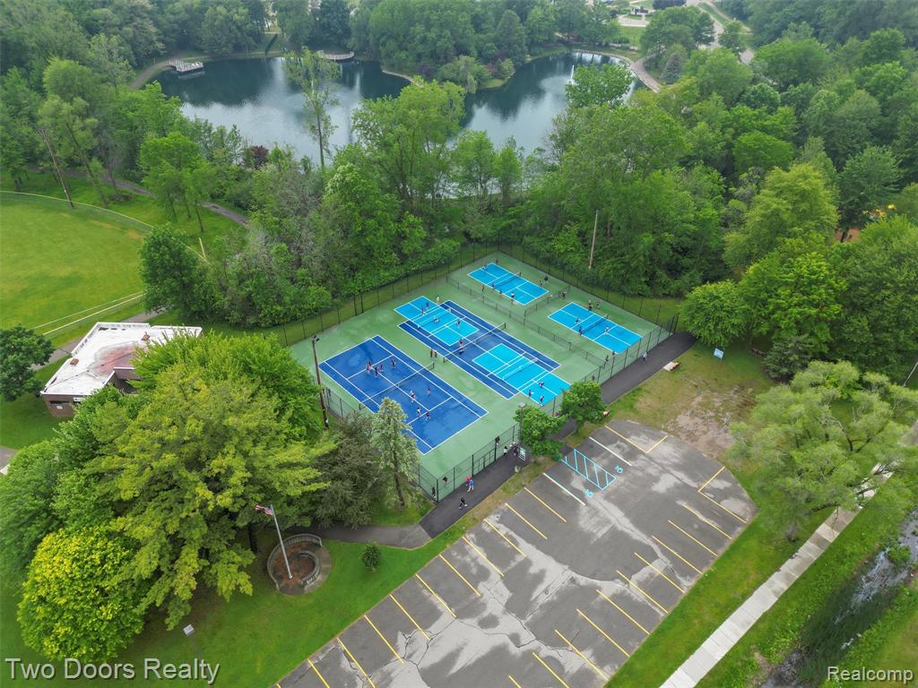 53020 Wolf Drive, Shelby Twp, MI 48316 — Photo 8