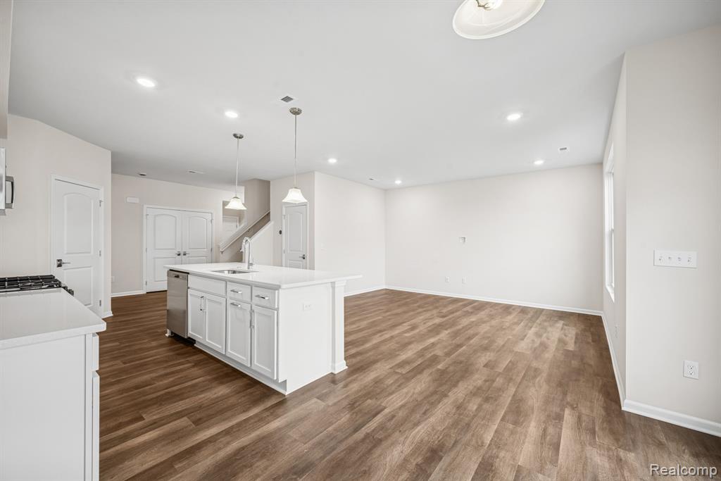 1905 Salt Springs Drive, Saline, MI 48176 — Photo 8