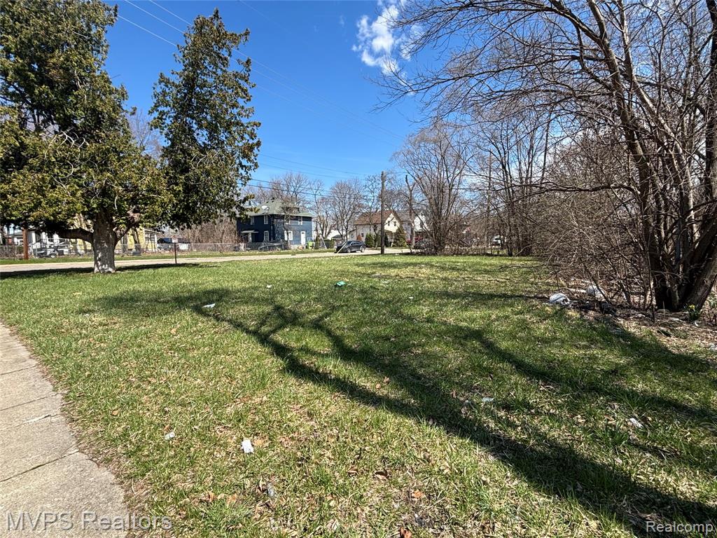 51 S South Paddock Street, Pontiac, MI 48342 — Photo 6