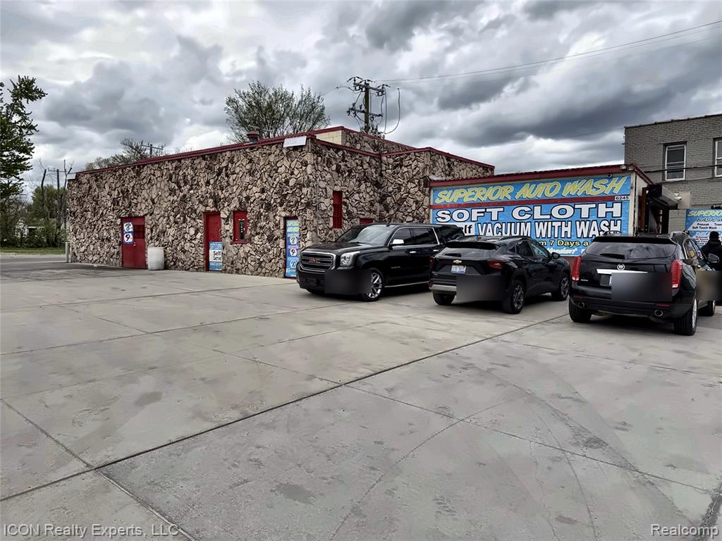 6245 E 7 Mile Road, Detroit, MI 48234 — front exterior