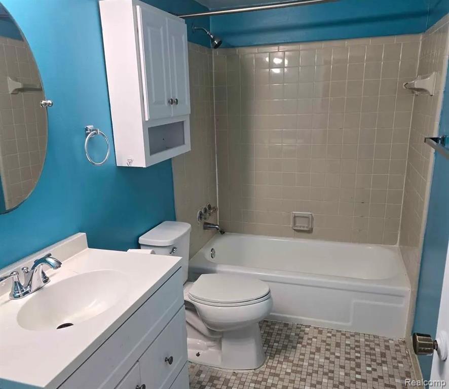 51166 JOHNS Drive, Chesterfield, MI 48047 — Photo 5