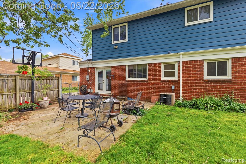 47735 Jeffry, Utica, MI 48317 — Photo 27
