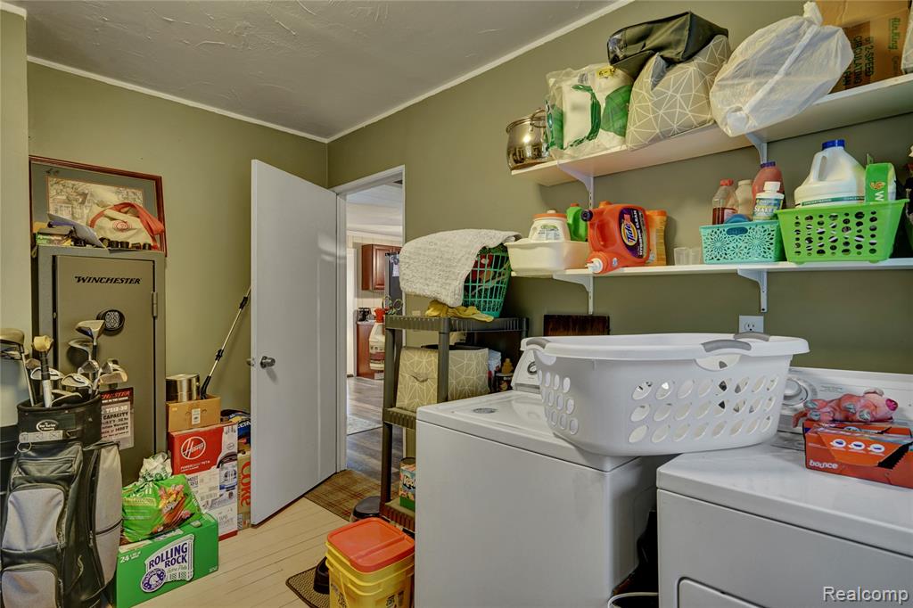4686 Lakeview Avenue, MI — Photo 32