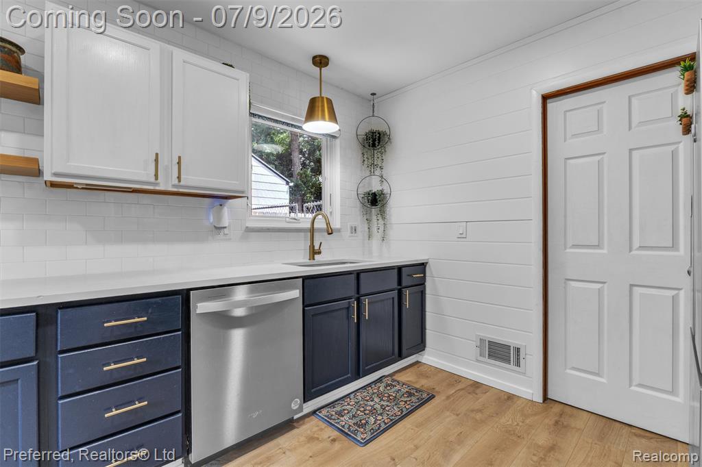845 W Marshall Street, Ferndale, MI 48220 — Photo 15