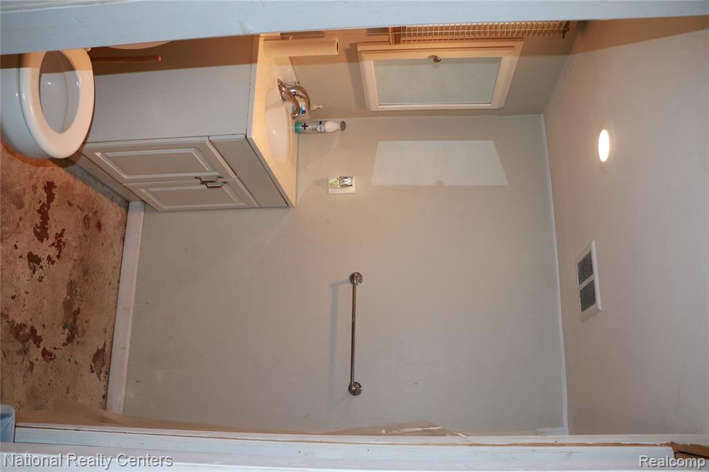164 California Street, Highland Park, MI 48203 — Photo 14