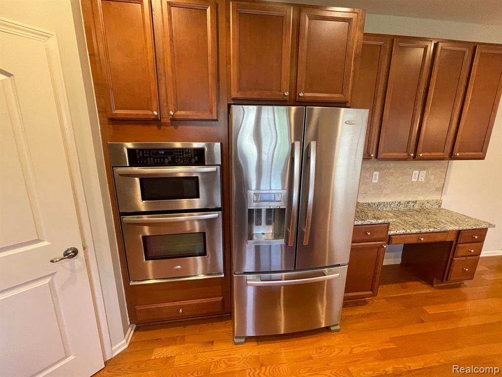 41693 CRANE Way, Novi, MI — Photo 10