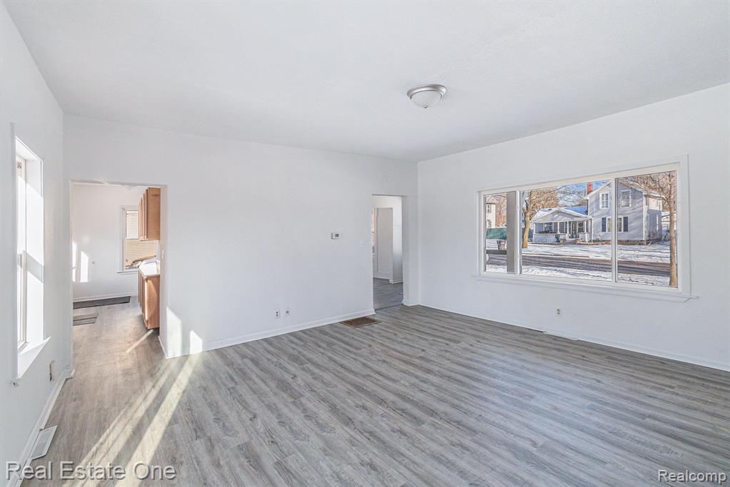 513 N MAIN Street, Bellevue, MI 49021 — Photo 3