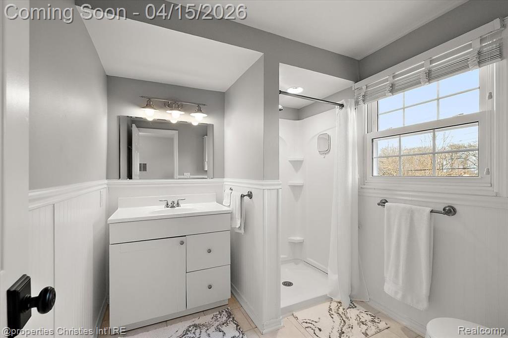18851 Devonshire Street, Franklin, MI 48025 — Photo 33