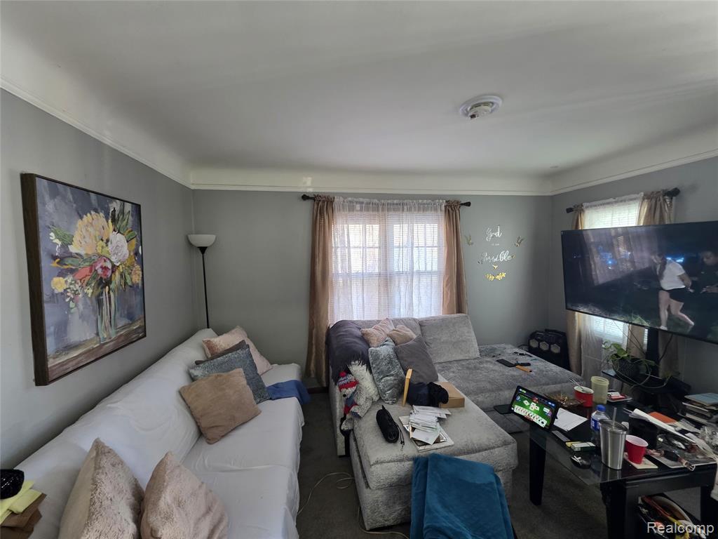 6375 Radnor Street, Detroit, MI 48224 — Photo 4