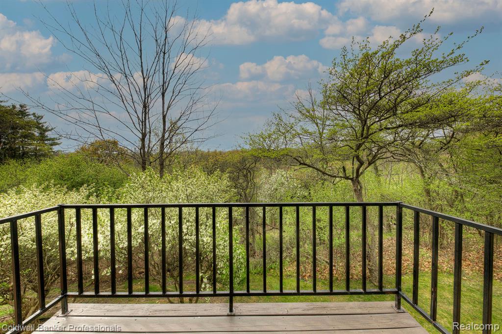 1921 Pine Ridge Lane, Bloomfield Hills, MI 48302 — Photo 9