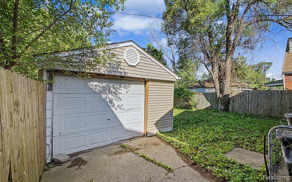 5191 Lonyo Street, Detroit, MI 48210 — Photo 36