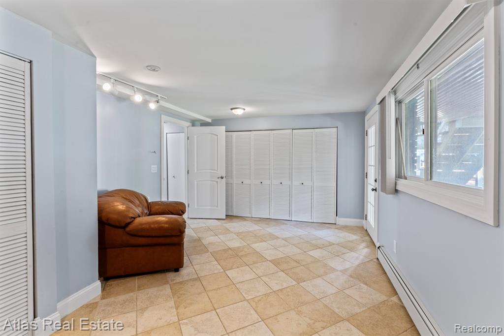 9449 Ridge Road, Goodrich Vlg, MI — Photo 32