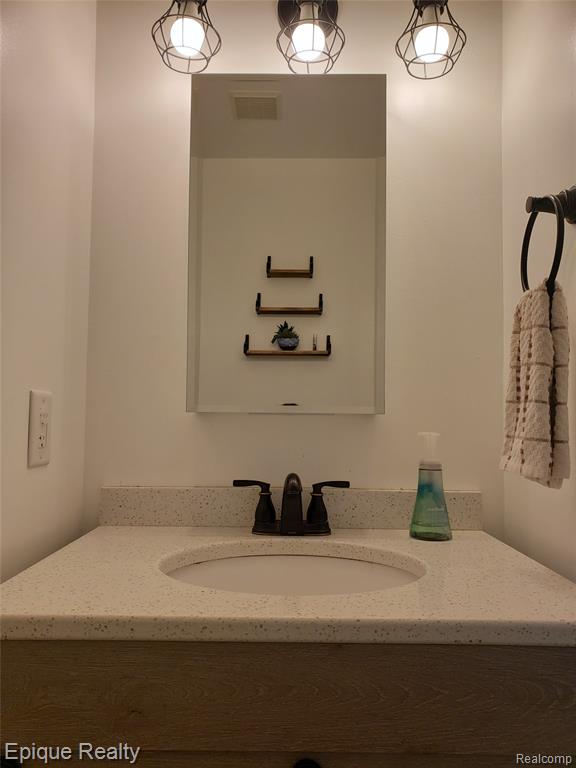 9446 Fair Oaks Drive, Goodrich Vlg, MI — Photo 18