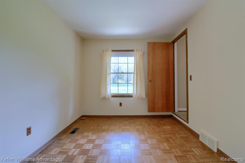 46895 BETTYHILL, Plymouth, MI 48170 — Photo 7