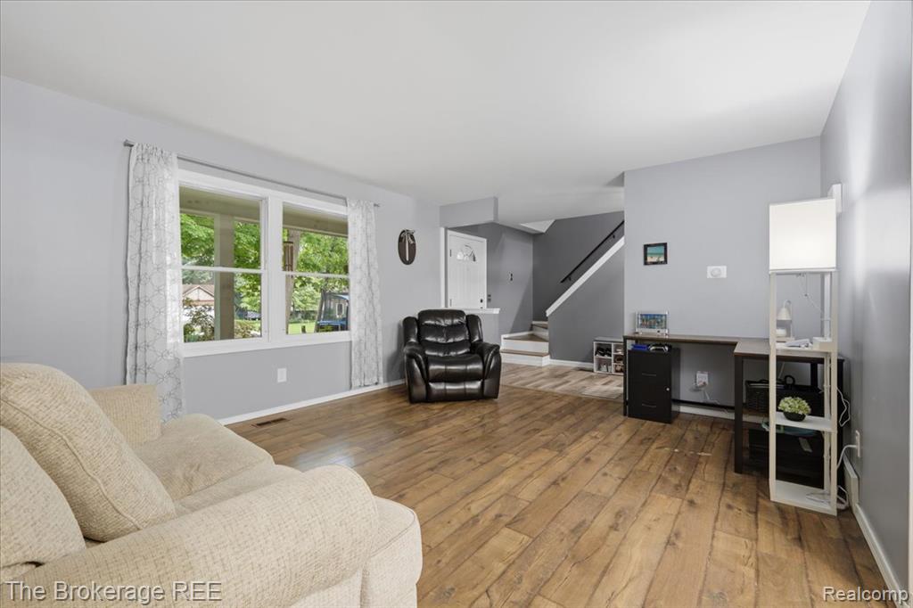 5639 Cross Village Road, Grand Blanc, MI 48439 — Photo 14