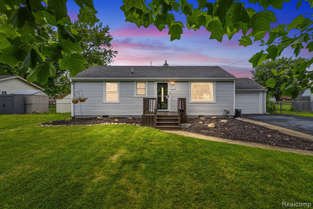 7101 Alger Drive, Davison, MI 48423 — front exterior