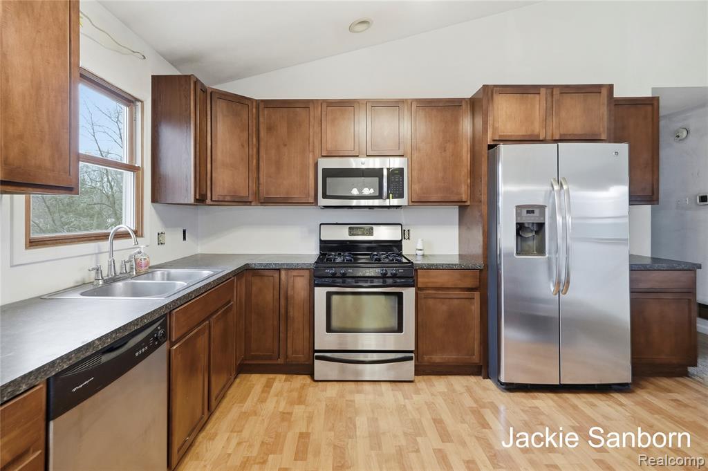 7069 N Moe Road, Middleville, MI 49333 — Photo 3