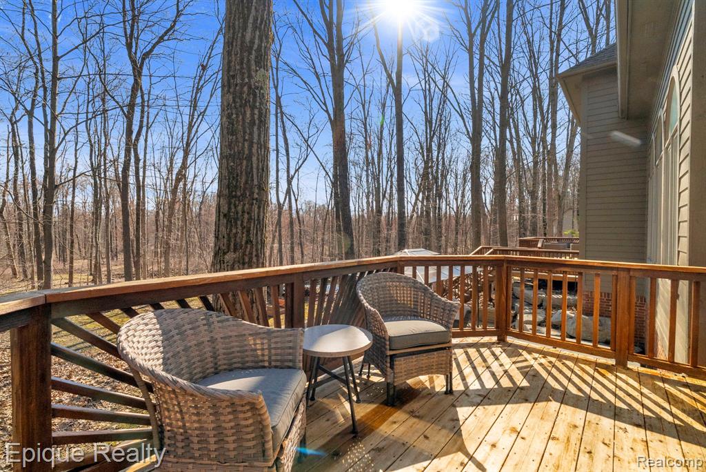9155 Kelly Lake Drive, Clarkston, MI 48348 — Photo 38
