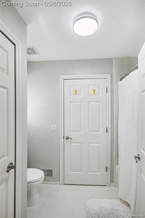 6086 Admiral Court, Washington, MI — Photo 33