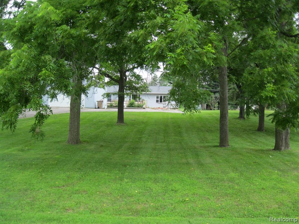 4500 Pommore, Milford, MI 48380 — Photo 6