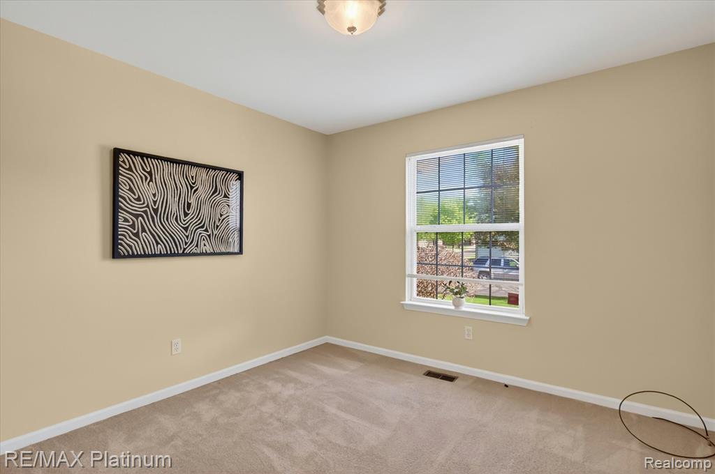 540 Snowfall Court, Howell, MI 48843 — Photo 26