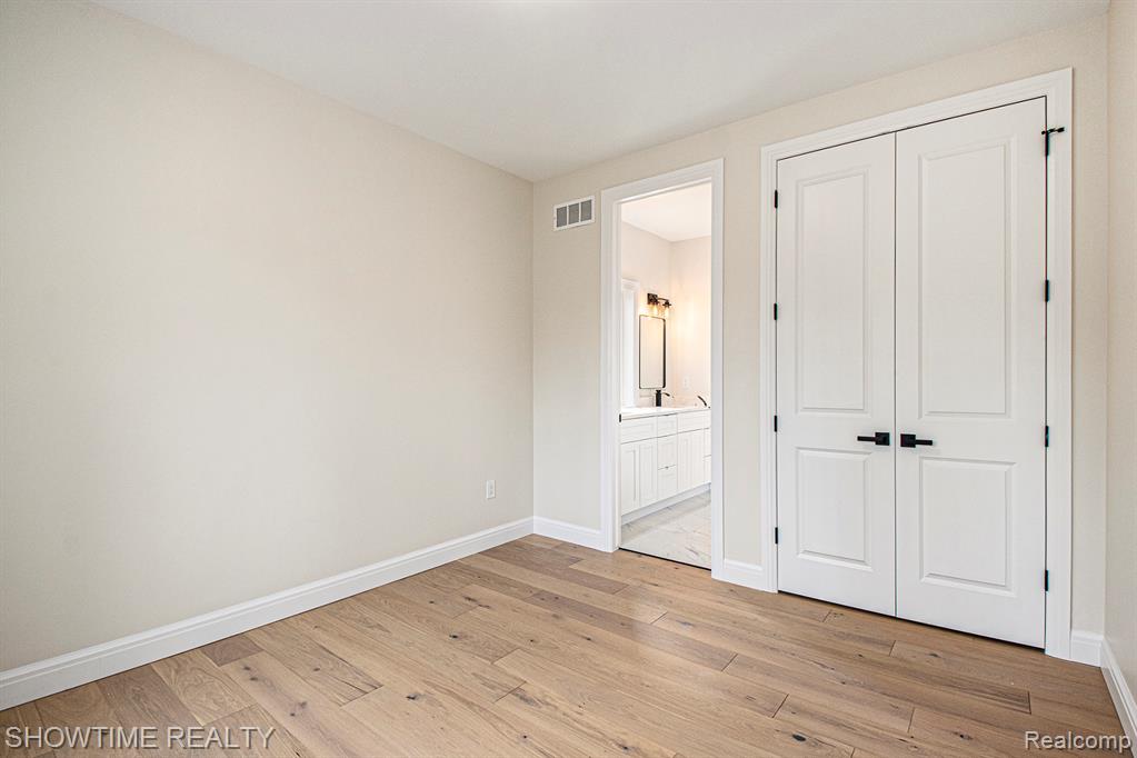11695 ENCORE Drive, Utica, MI 48315 — Photo 25