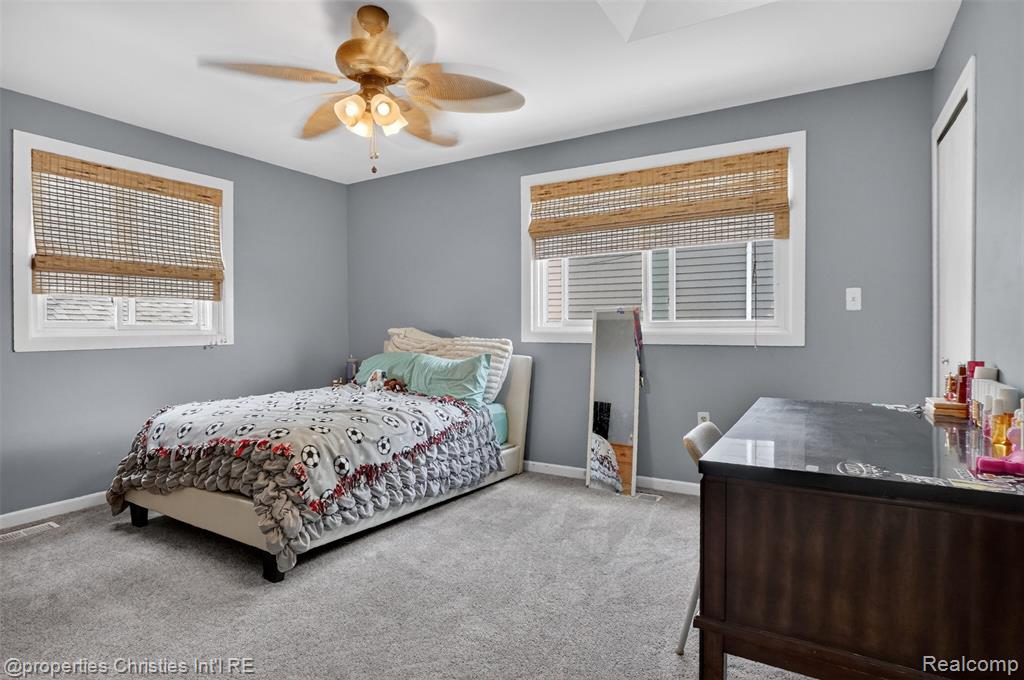 10219 Lakeside Drive, White Lake, MI — Photo 40