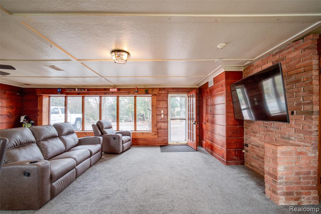 8780 Dixie Highway, Birch Run, MI 48415 — Photo 14