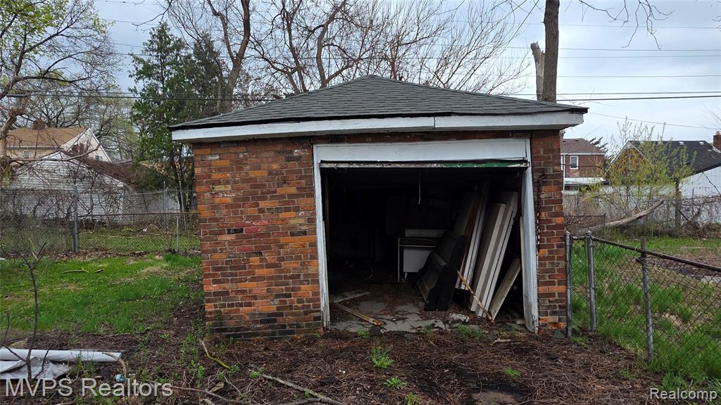 9338 Cheyenne Street, Detroit, MI 48228 — Photo 18