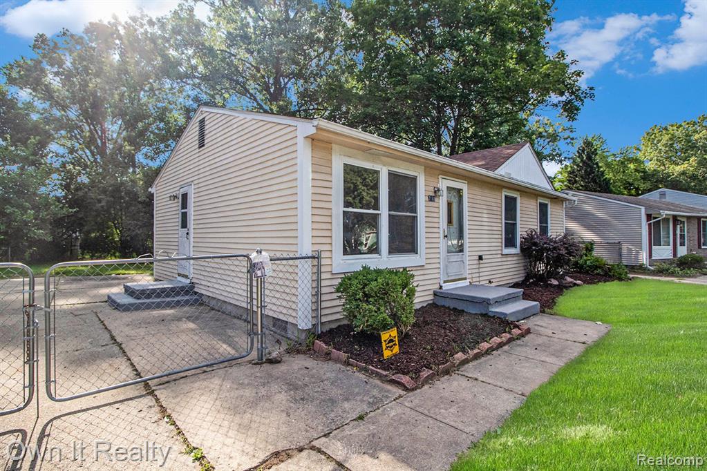 2188 HEMLOCK Drive, Ann Arbor, MI 48108 — Photo 4