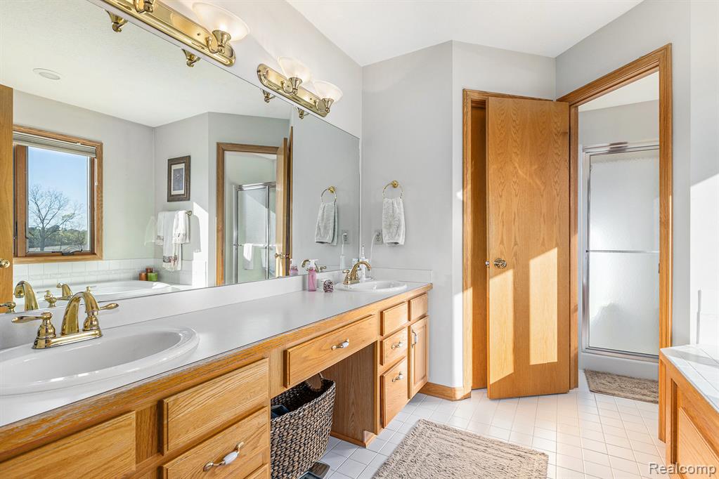 8584 E Parker Road, Laingsburg, MI 48848 — Photo 26