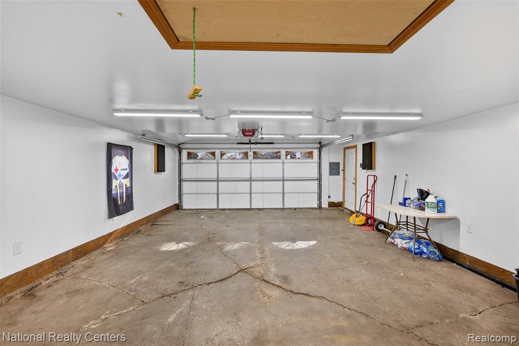29842 Fort Road, Rockwood, MI — Photo 16