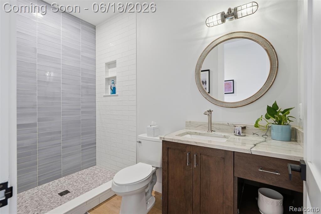 31100 S River Road, Harrison Township, MI — Photo 37