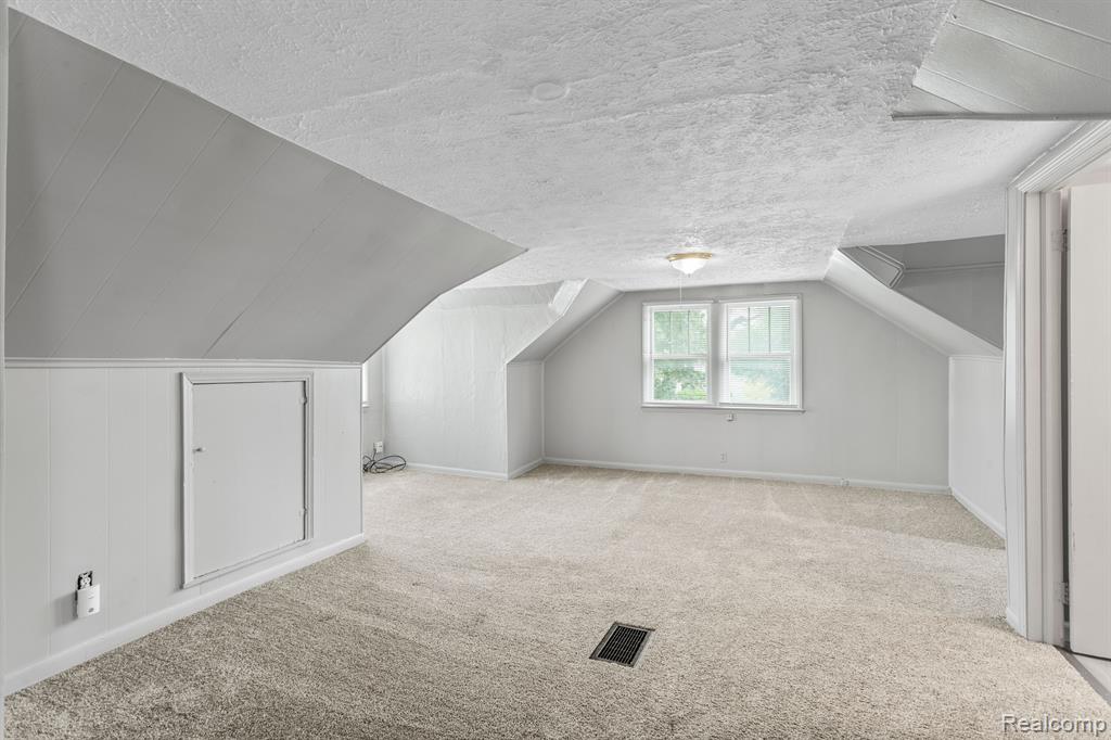 46 SMITH Court, Lake Orion, MI 48362 — Photo 28