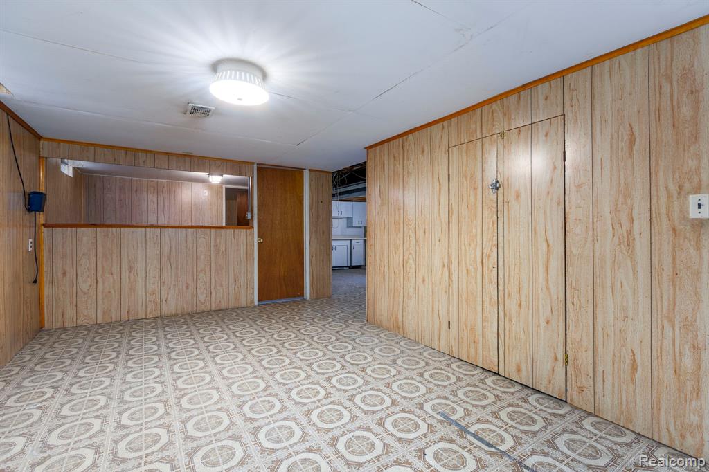 19631 Macel Street, Roseville, MI 48066 — Photo 24