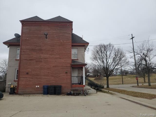 626 Begole Street, Flint, MI 48503 — Photo 3