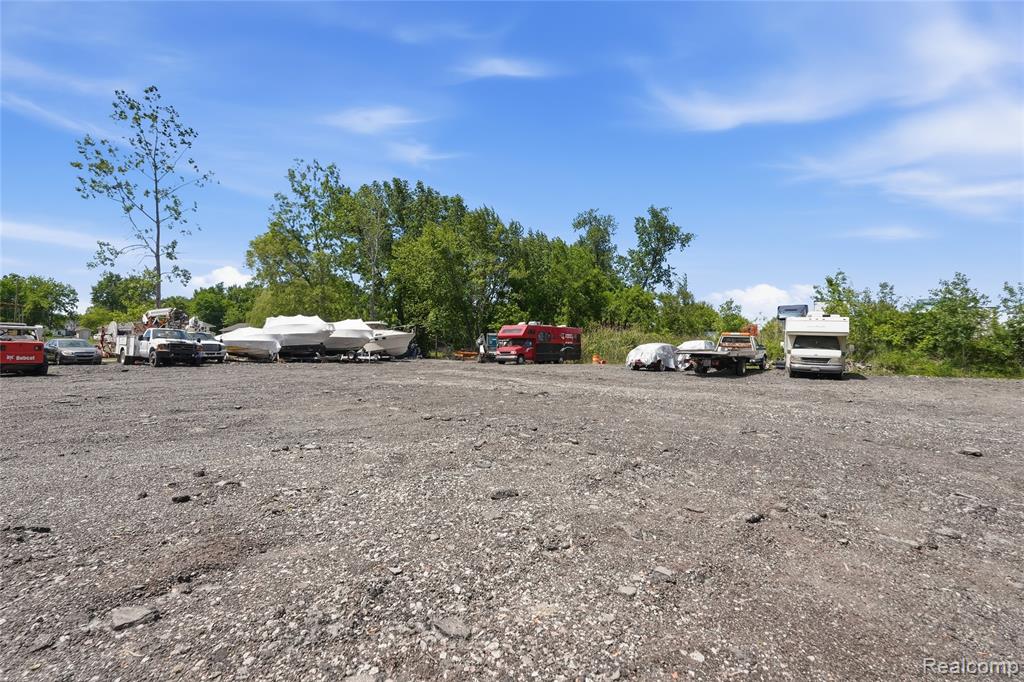 24311 Charles street Street, Mount Clemens, MI 48043