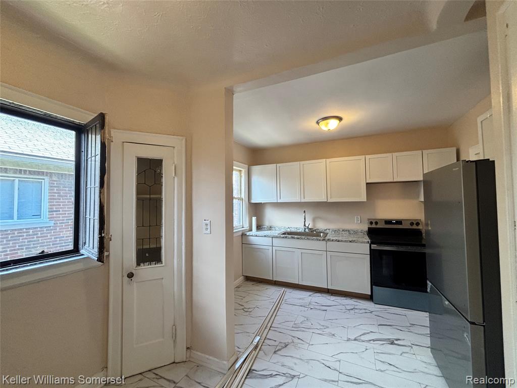 17606 Roselawn Street, Detroit, MI 48221 — Photo 3