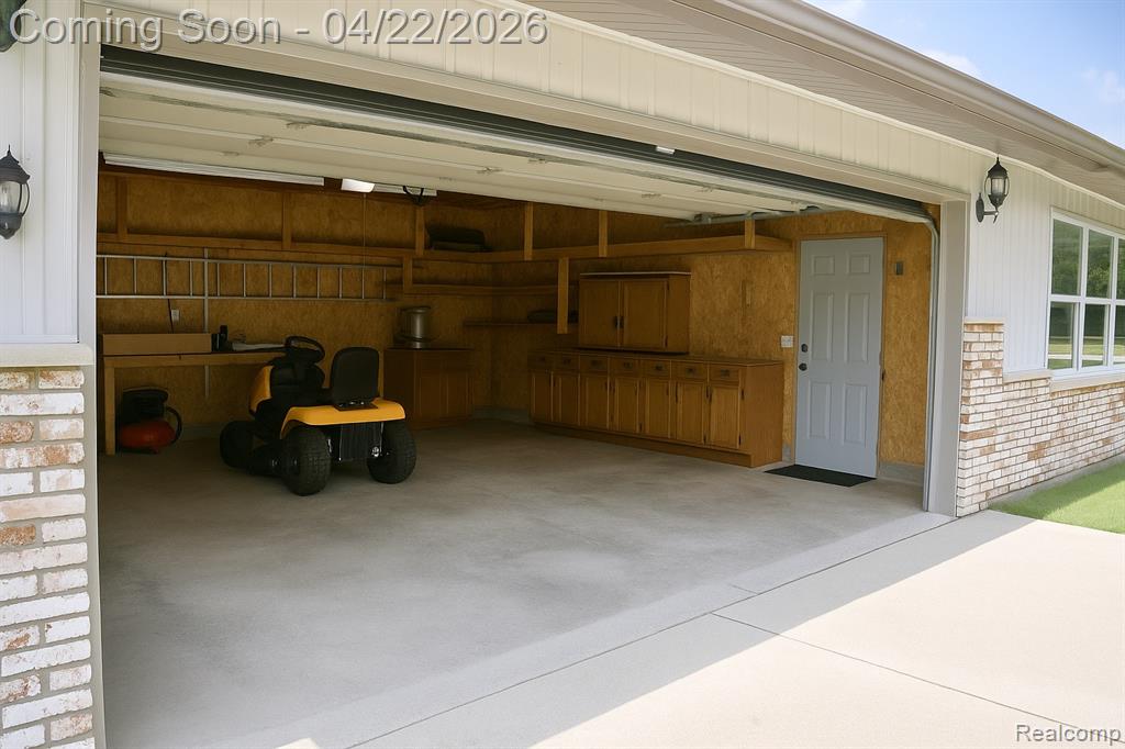 3161 Eastgate Street, Burton, MI 48519 — Photo 18