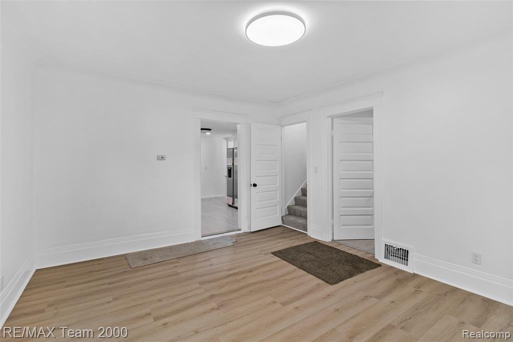 605 Eureka Road, Wyandotte, MI 48192 — Photo 12