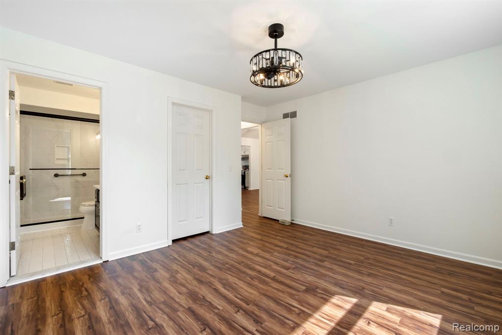 412 Oak Run Court, 6, Royal Oak, MI 48073 — Photo 17